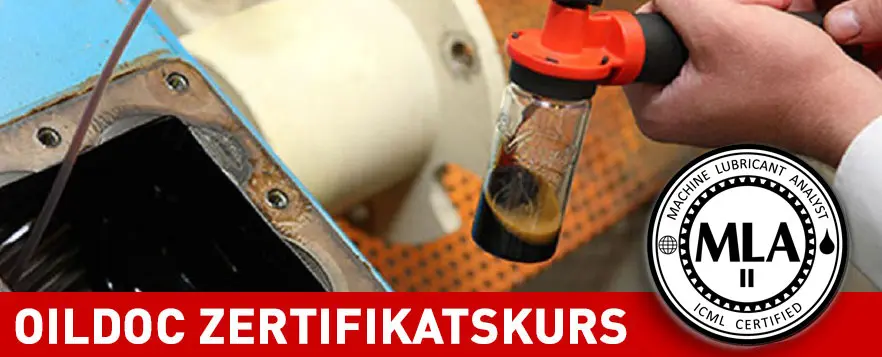 Ölprobe bei Maschinenanalyse – OilDoc Zertifikatskurs MLA II Techniker entnimmt mit einer Probenflasche eine Ölprobe an einer Maschine, rechts das ICML-Logo „MLA II“, unten der Schriftzug „OilDoc Zertifikatskurs“