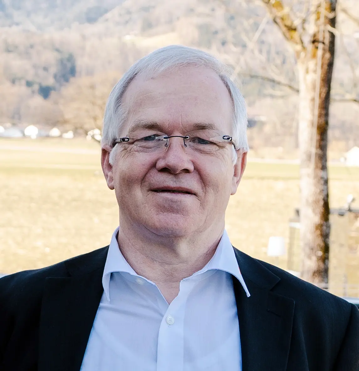 OilDoc GmbH – Geschäftsführer Rüdiger Krethe Rüdiger Krethe - Geschäftsführer und Schmierstoffexperte bei OilDoc GmbH